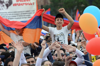 Раскрыты подробности смены власти в Армении