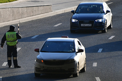 Российских водителей предложили лишить скидки на оплату штрафов