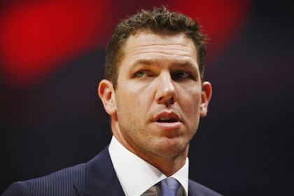 Тренера клуба НБА обвинили в сексуальных домогательствах